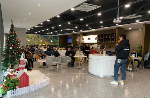 區(qū)塊鏈報(bào)告會(huì)心得體會(huì)3000 不懂技術(shù)難入行 區(qū)塊鏈技術(shù)軟件開發(fā)師 資格證為何成行業(yè)香餑餑 ...